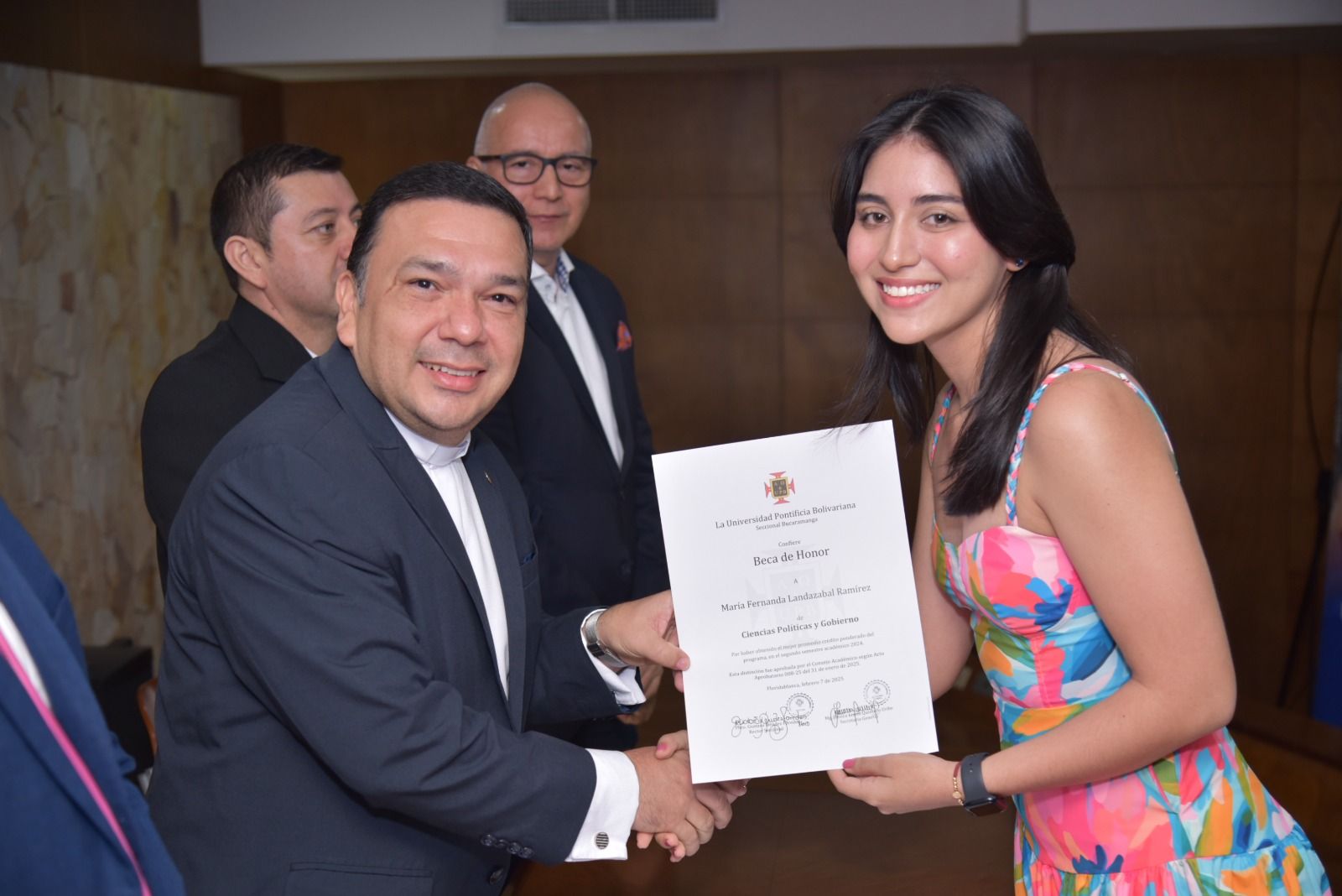 UPB Bucaramanga entrega 41 becas en su Ceremonia de Becas de Honor