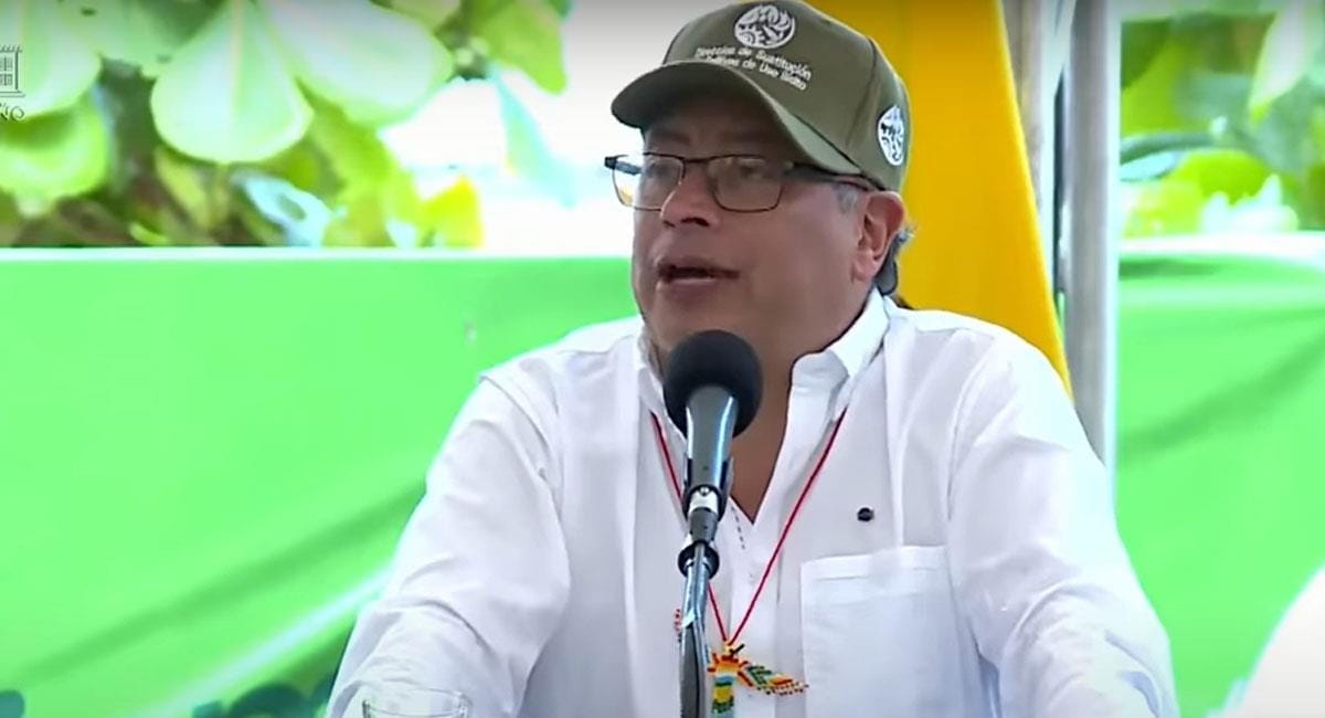 Petro rompió protocolo en Tibú para responder a renuncia de Gustavo Bolívar