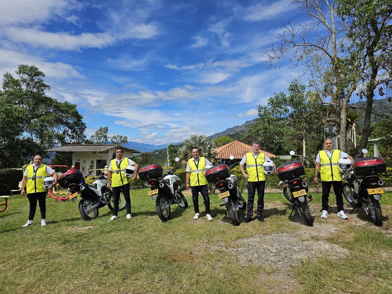 Movilidad para instructores campesinos en García Rovira