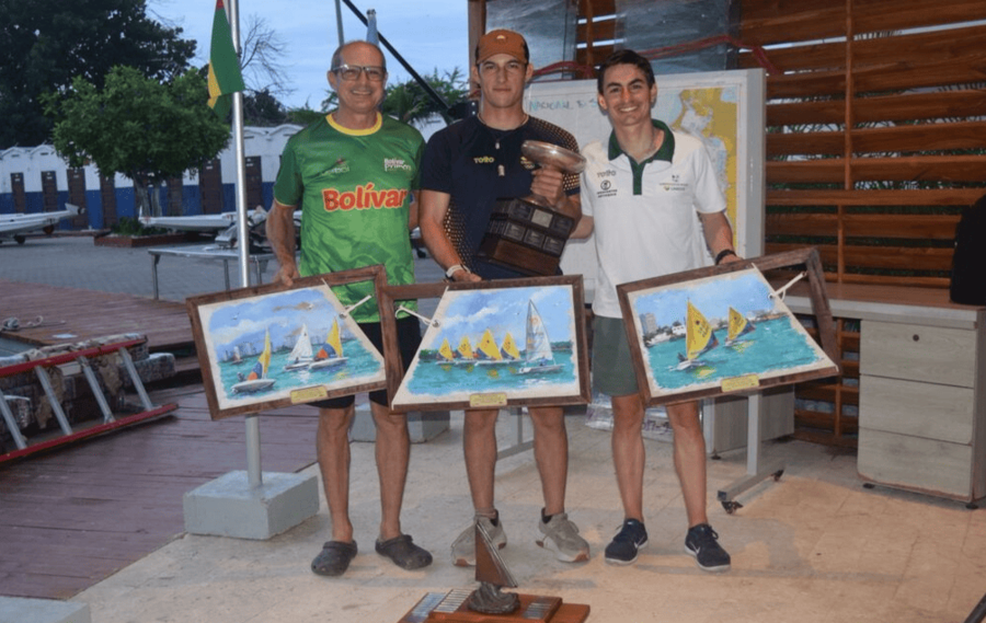 Simón Gómez Ortiz campeón nacional de Sunfish