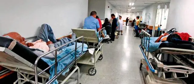 Dura crítica a la reforma a la salud por parte de las asociaciones de pacientes