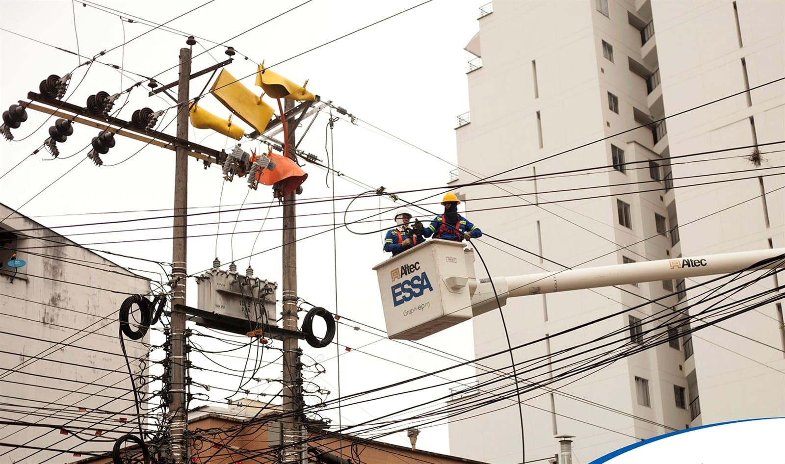 Puente festivo sin energía eléctrica en Bucaramanga