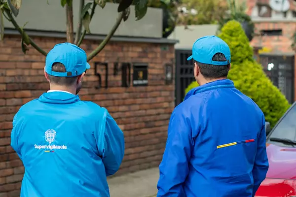 Suspenden  licencias de funcionamiento a empresas de seguridad por graves irregularidades: parece que hubo abuso laboral