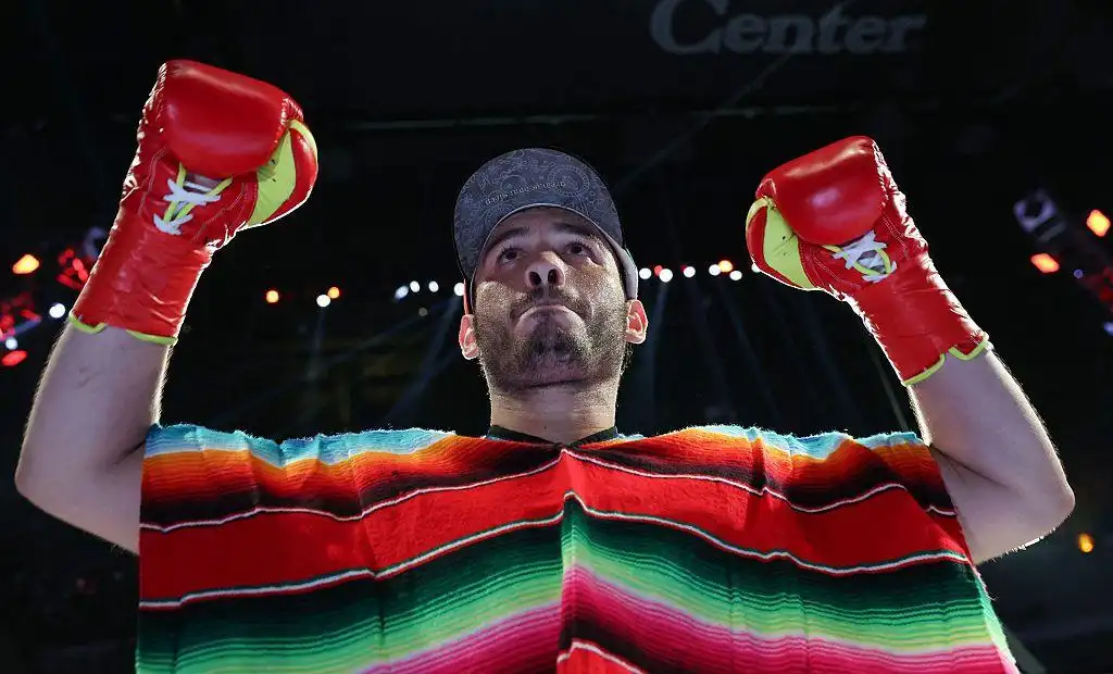 Julio César Chávez Jr. se enfrenta a la deportación tras ser detenido por migración en EE. UU.