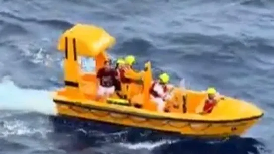 Rescate milagroso en alta mar: padre e hija sobreviven tras caer de crucero de Disney