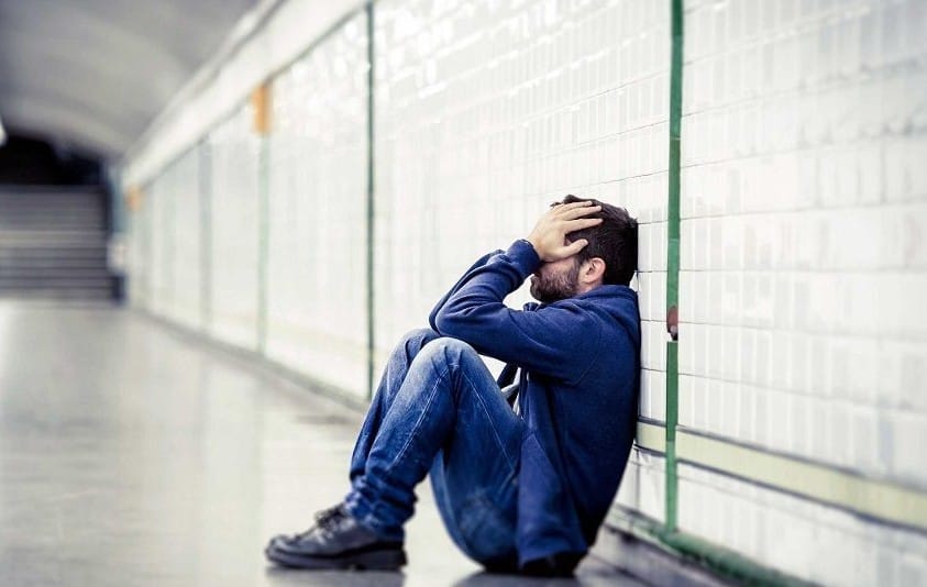 Por qué los hombres se callan el dolor y pagan el precio más alto