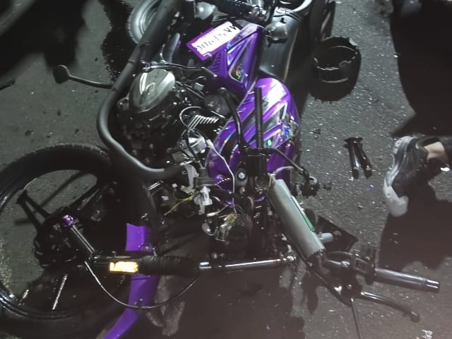 Motociclista murió luego de accidentarse con andén en Girón