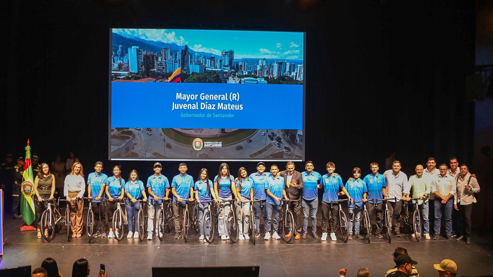 Orgullo Comunero’ es el nombre del equipo ciclístico de Santander