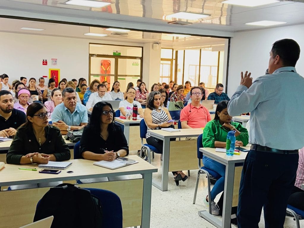 Incluyen a Bucaramanga en capacitaciones de las reformas laboral y pensional