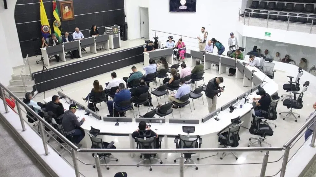 Levantamiento de sesión en la Asamblea abre dudas sobre el clima político