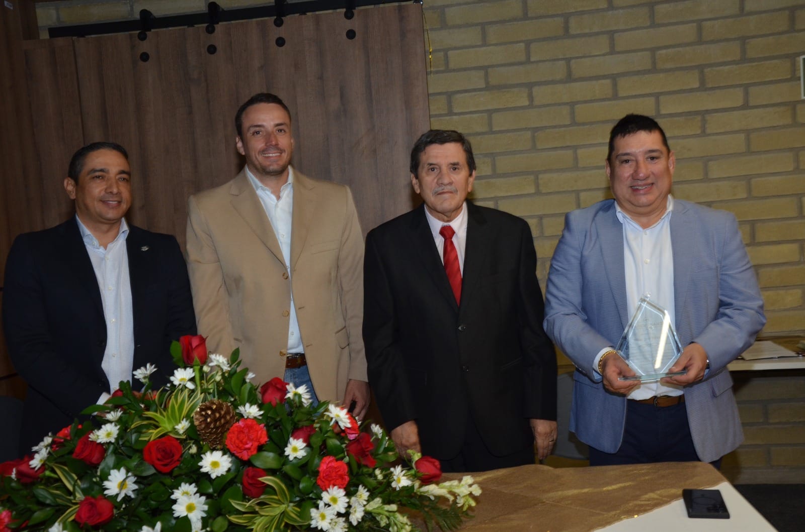Quince empresas celebraron la fiesta del Transportador del Año