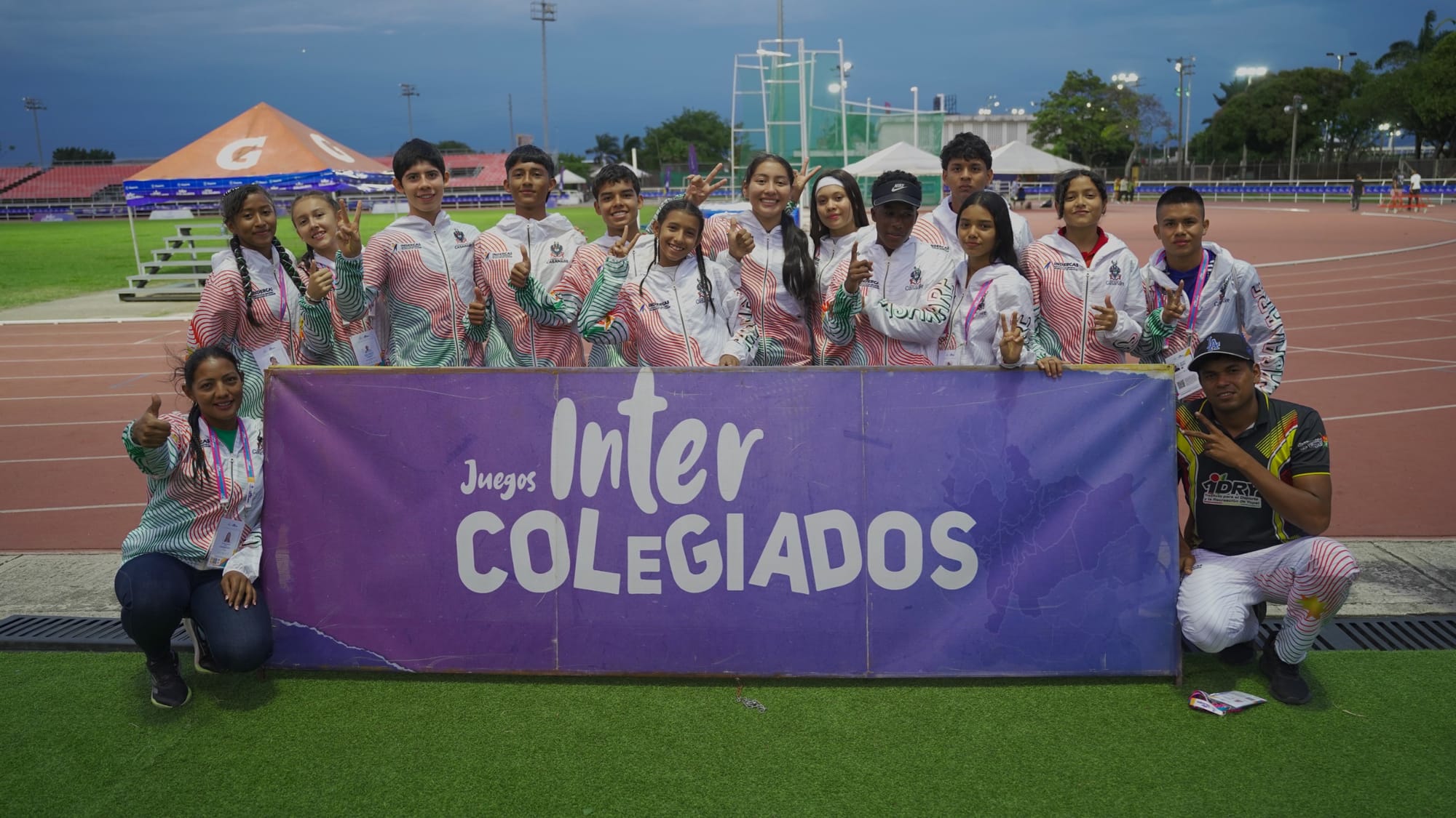 Deporte Escolar 2025: 721.000 jóvenes brillan en Colombia y el mundo