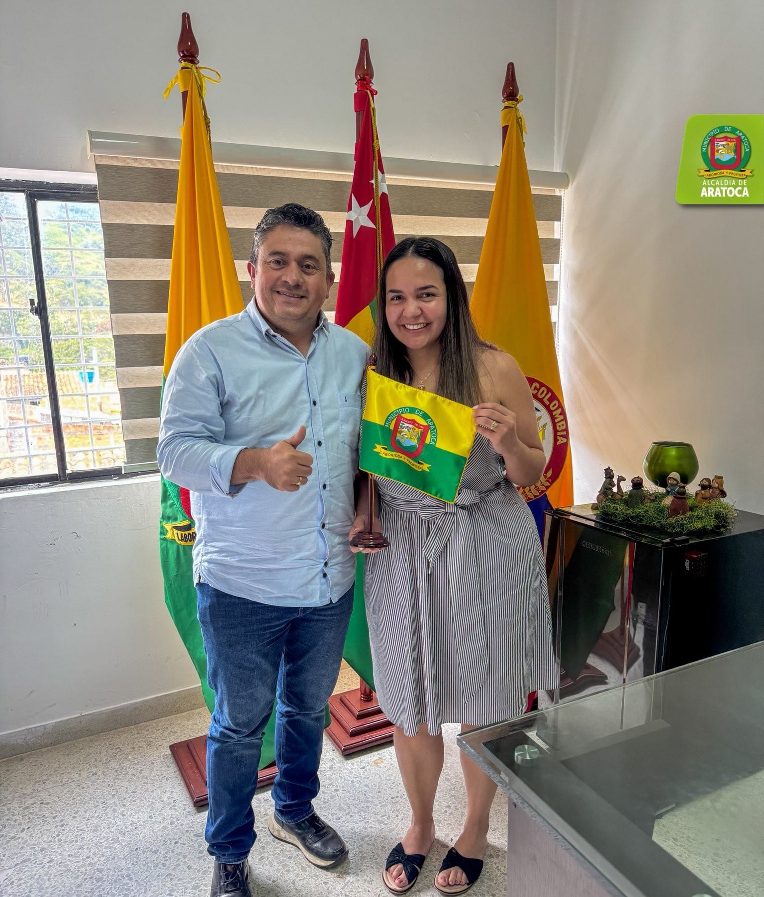 Mujer de Aratoca inicia intercambio cultural y ambiental en Francia