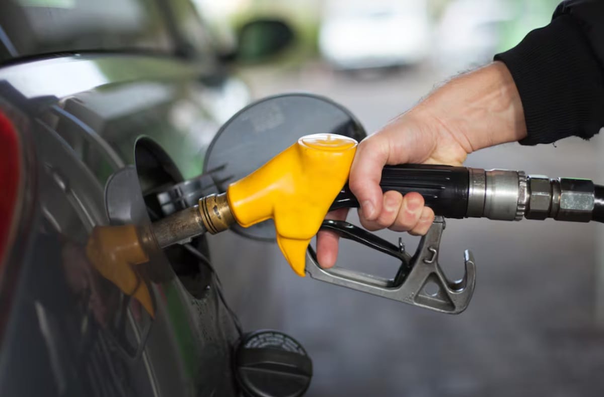 Precio de la gasolina bajaría  unos 300 pesos por galón a partir del 1 de febrero en Colombia