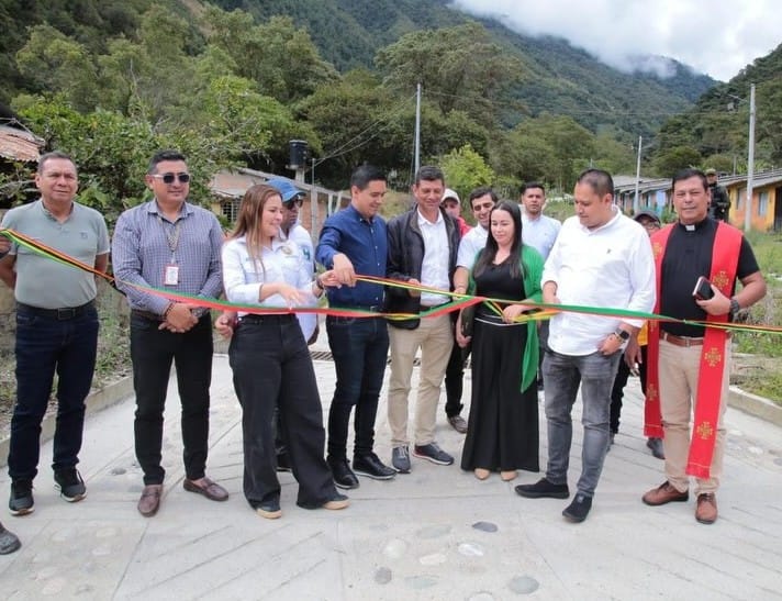 Acción Unificada para el progreso y la dignidad