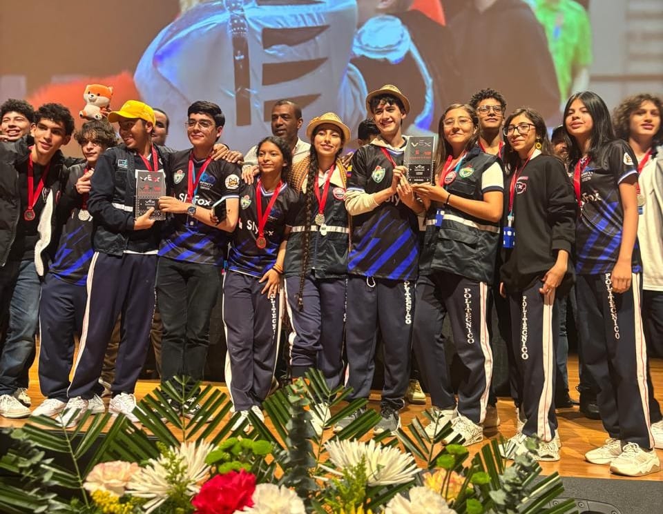 Politécnico ganador con Infinity 4205A y Jexssa 4205J