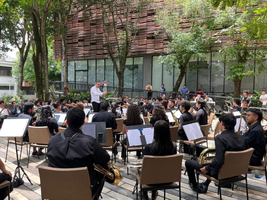 Estudiante UIS tu talento cuenta:   Únete a la banda sinfónica