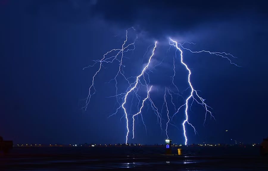 Seis heridos por rayo en zona rural de Guaca Santander
