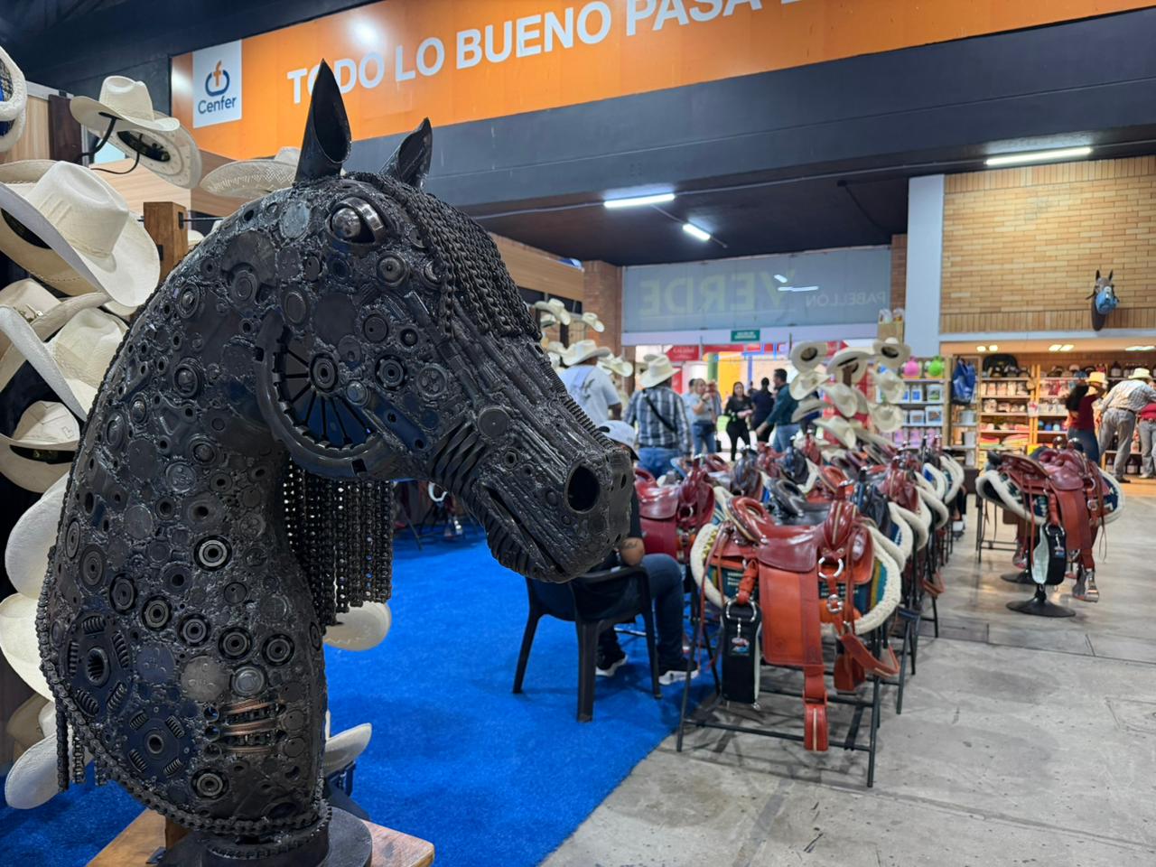 Exposición Nacional Equina 2026 abrió sus puertas en  CENFER