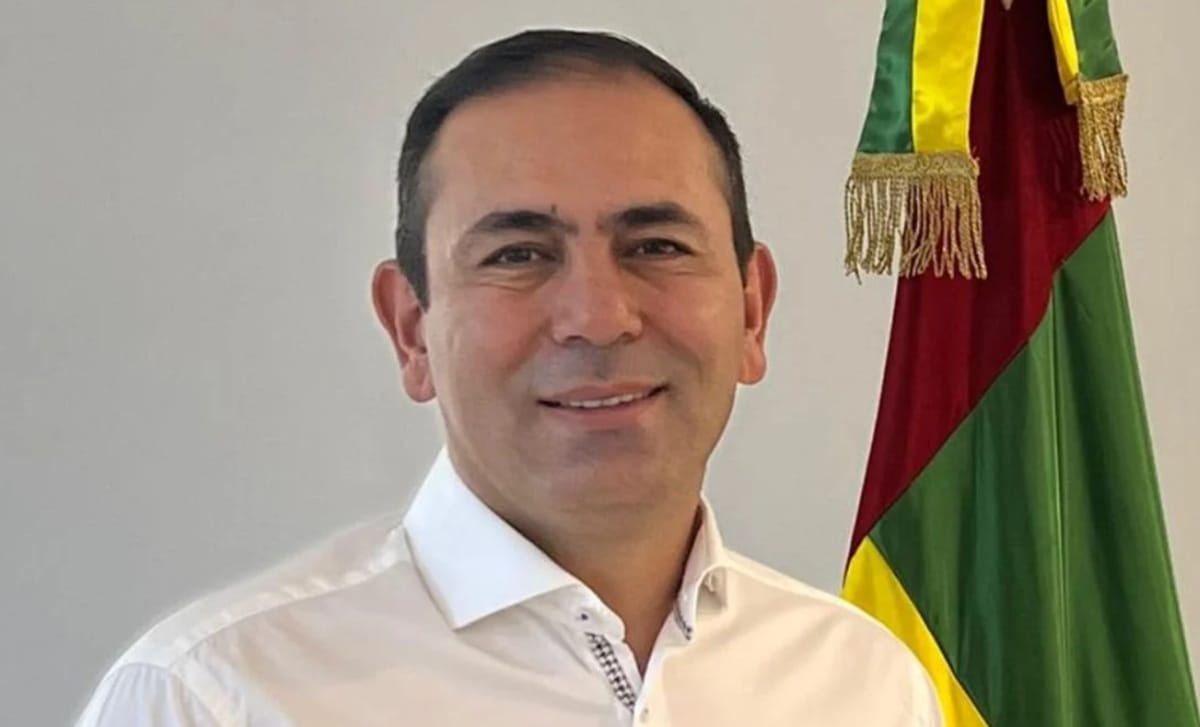 Gobernador Juvenal Díaz emitió comunicado para explicar incidente con el Director de la CDMB