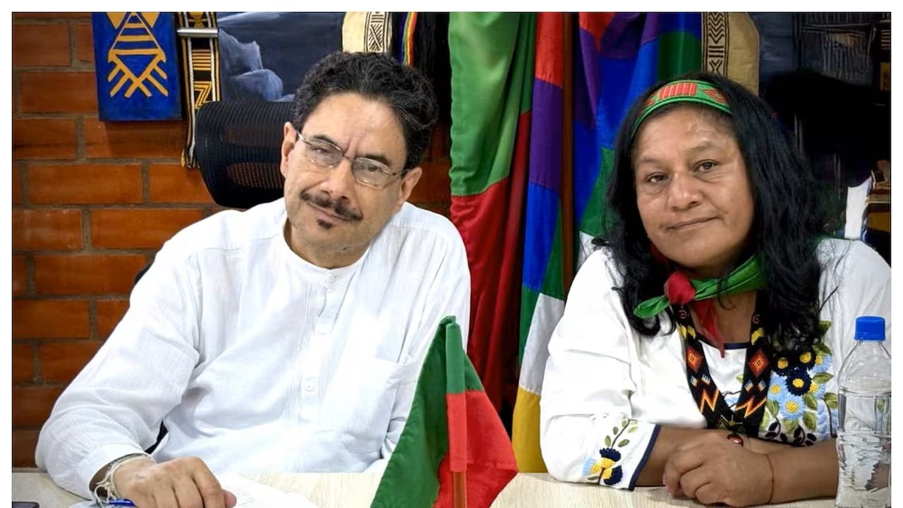 El día que Mafe Cabal le pegó tremenda peinada a Aida Quilcué, la vice de Cepeda