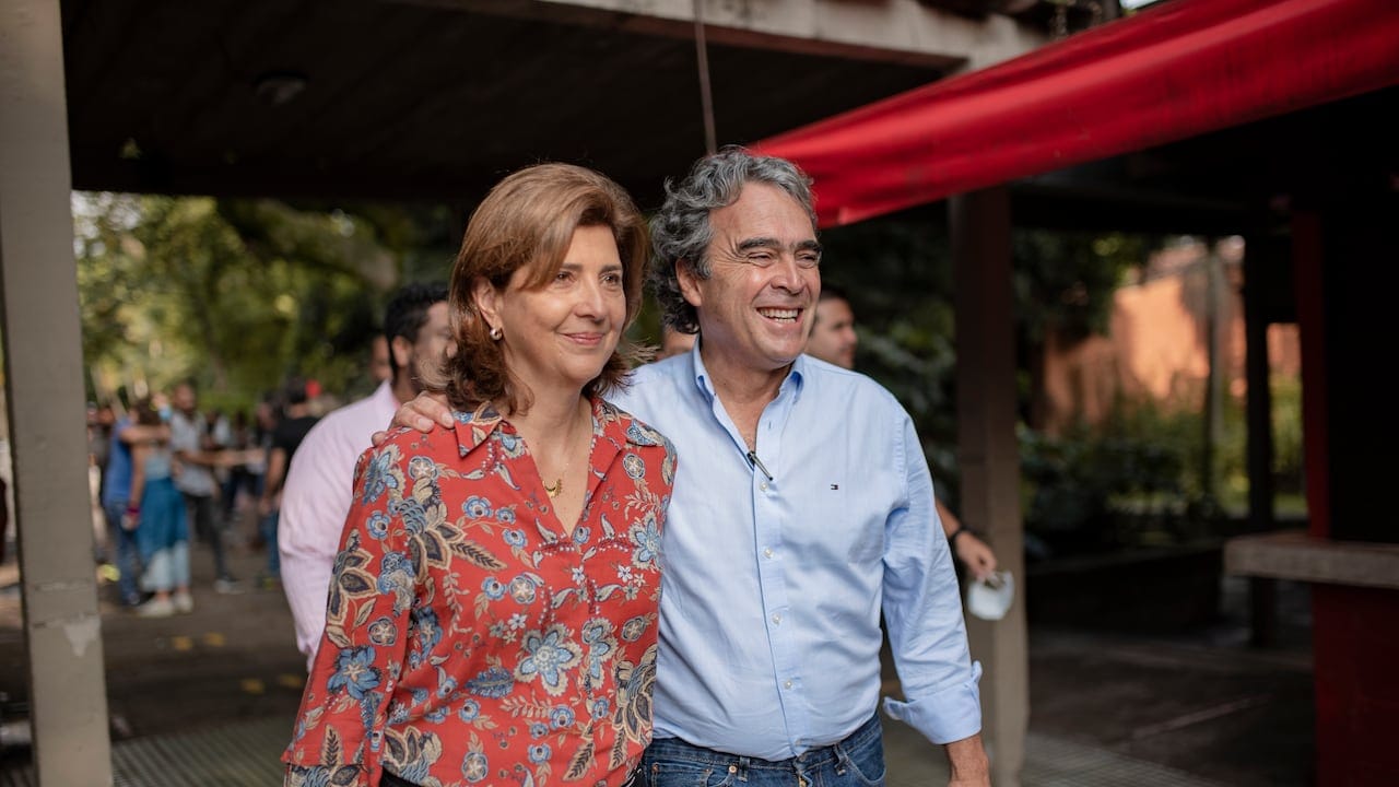 Dura crítica de la esposa de Sergio Fajardo a Paloma Valencia: “Juan Daniel Oviedo no es la voz del centro”