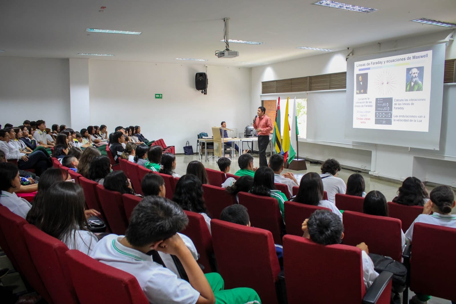 Jóvenes investigadores se reúnen en la UIS Sede Barbosa