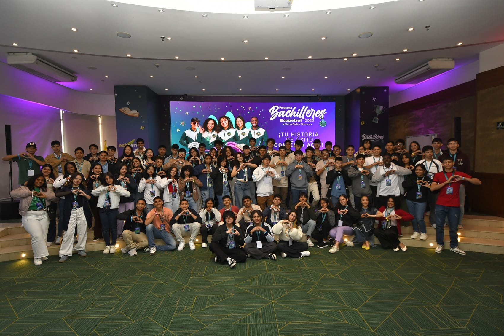 Alto rendimiento académico de cien jóvenes de Colombia será premiado por Ecopetrol