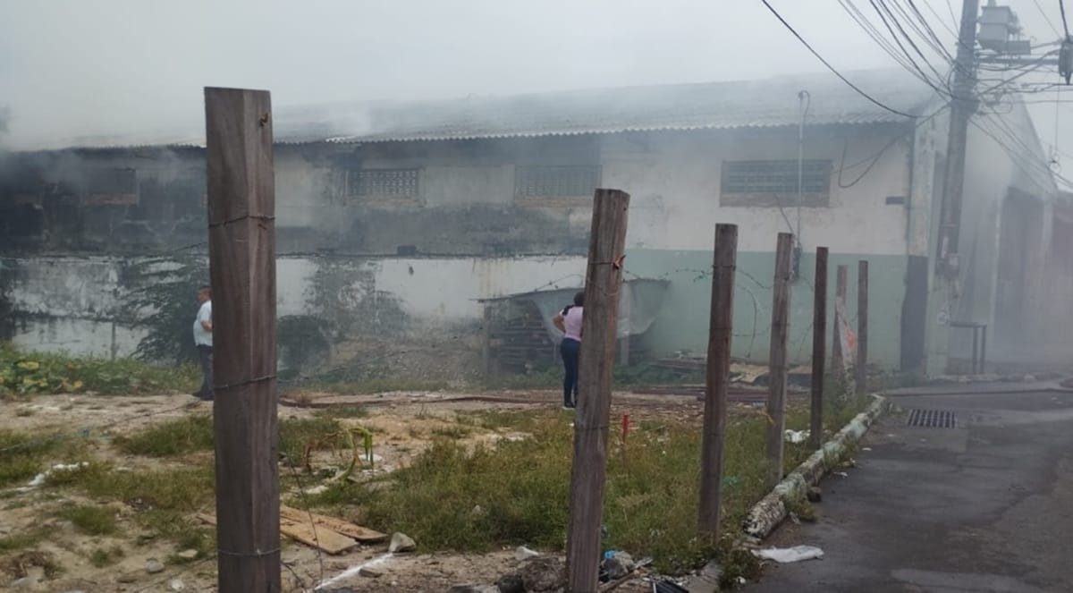 ’Infierno’ desatado en un depósito de madera