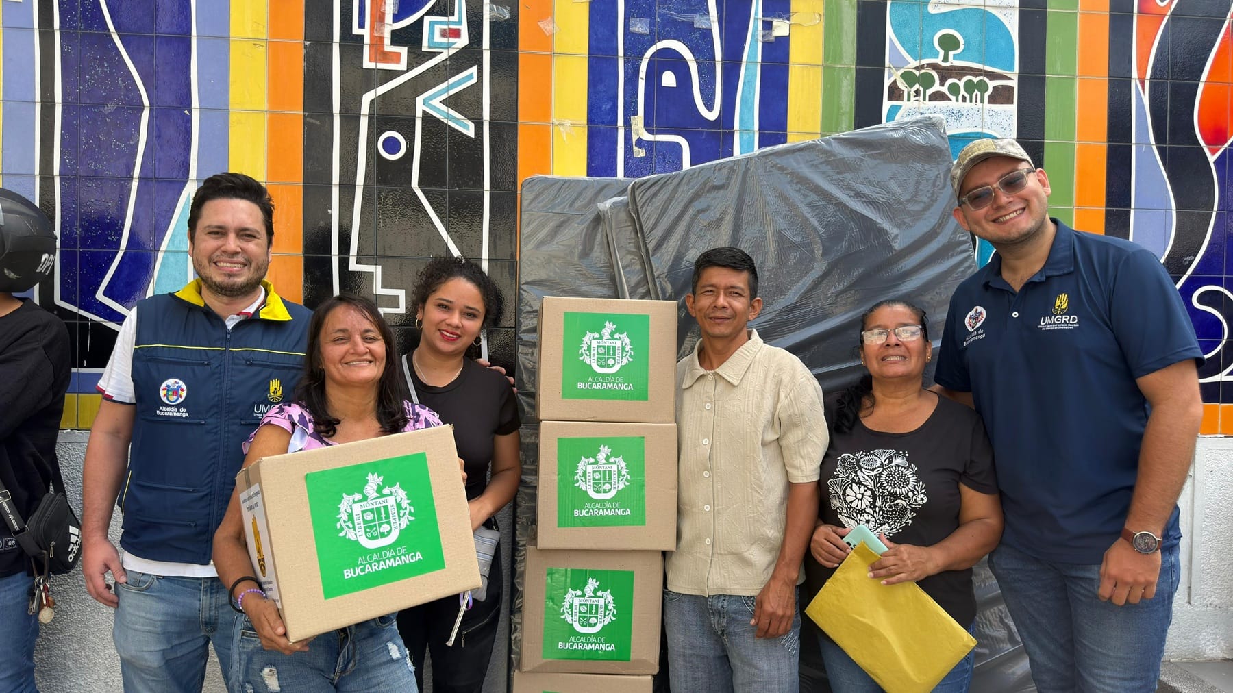 Entregan ayudas a familias golpeadas por ola invernal