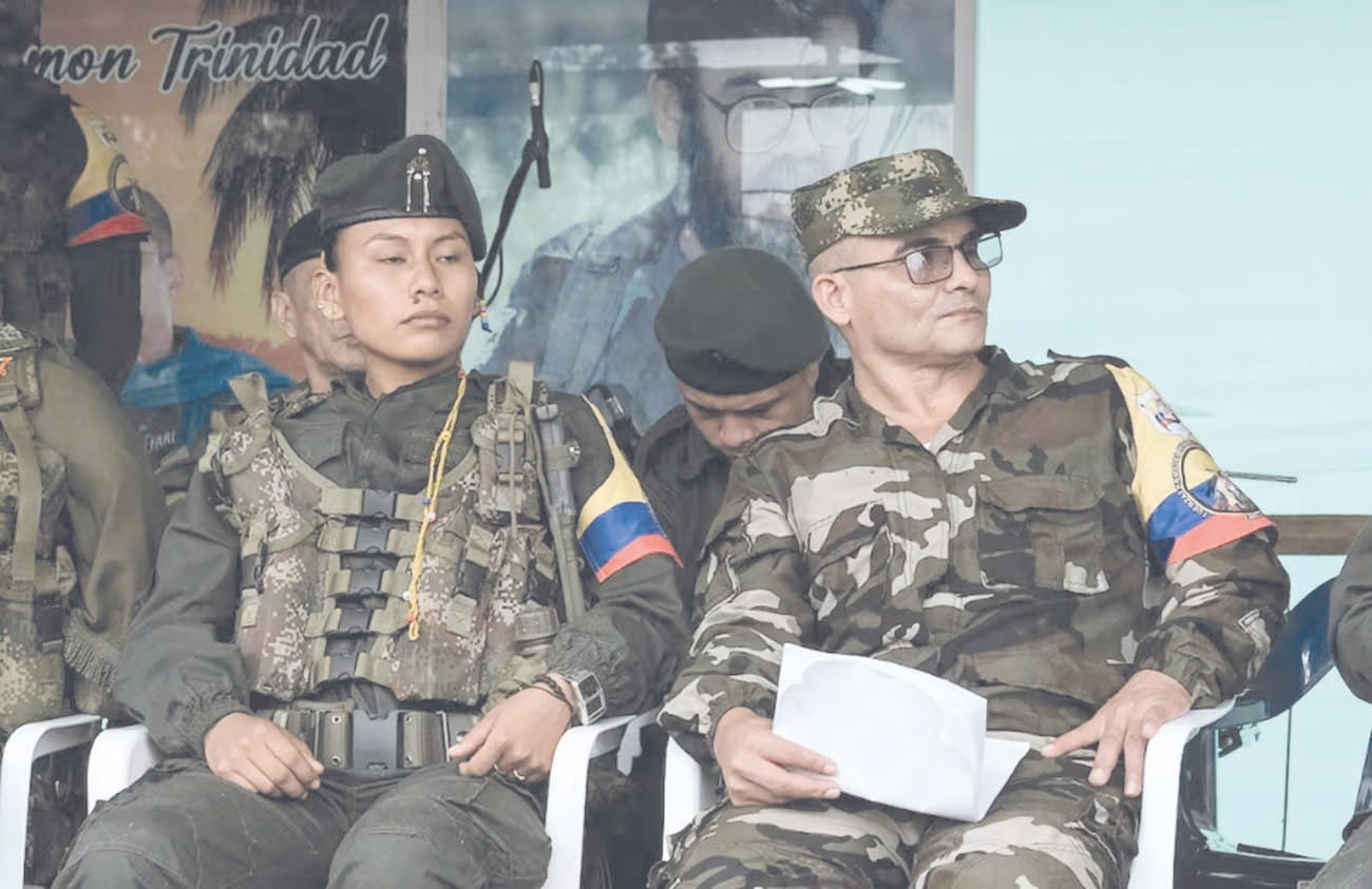 Abatida en bombardeo compañera sentimental de alias ‘Iván Mordisco’