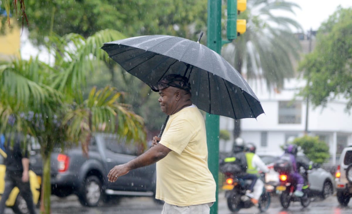 Inicio de Semana Santa marcado por intensas lluvias en Santander