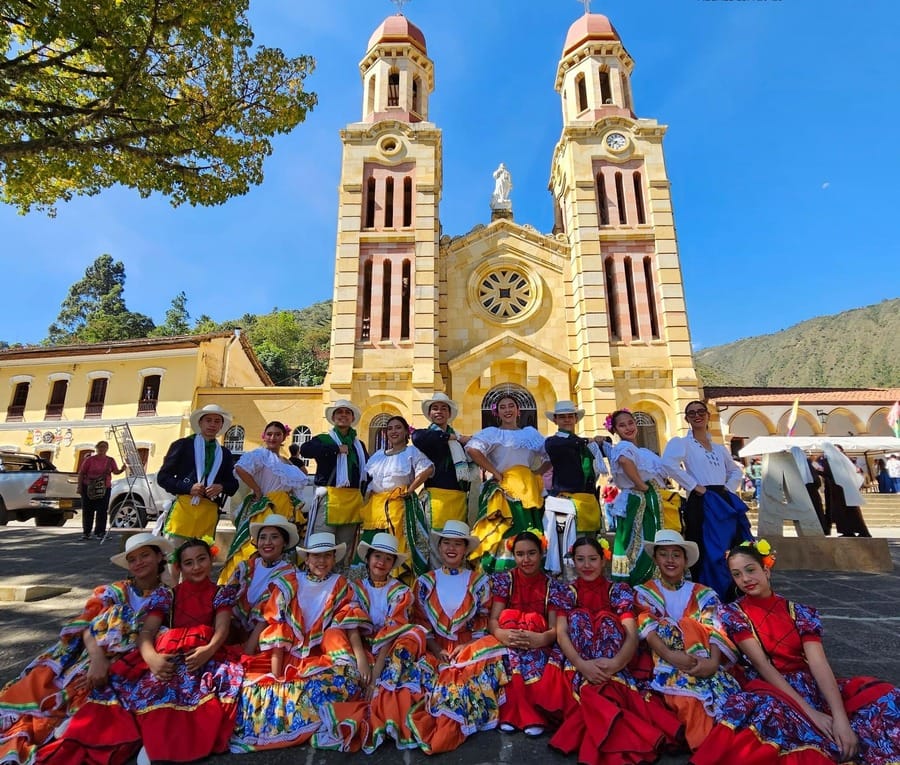 Onzaga ‘Tierra Bendita’ celebra 424 años de historia