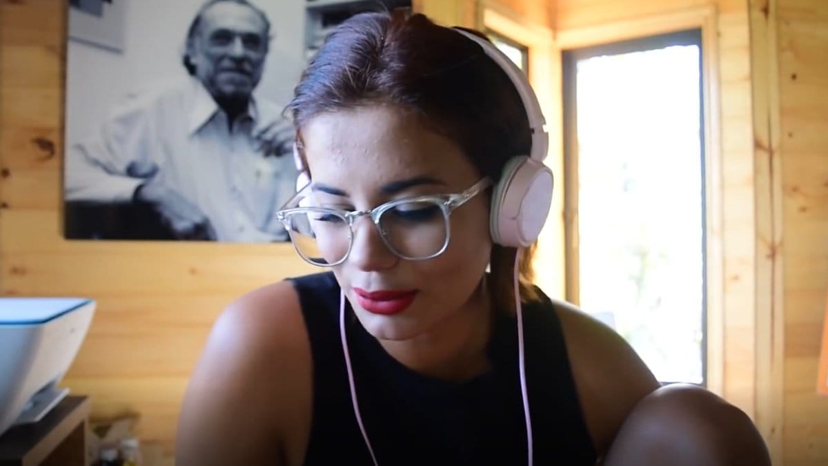 Amaranta Hank pasó del porno al Senado de la República