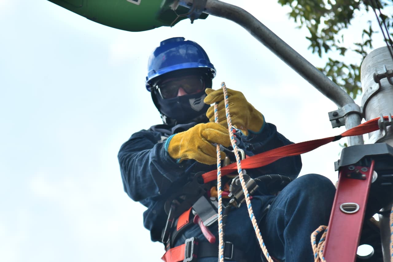 Doce sitios clave de Bucaramanga fueron  intervenidos para reponer el alumbrado público