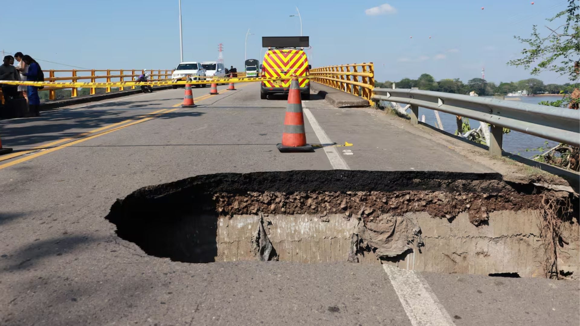 Reparación de puente en la vía Barrancabermeja - Yondó podría demorar ocho días más