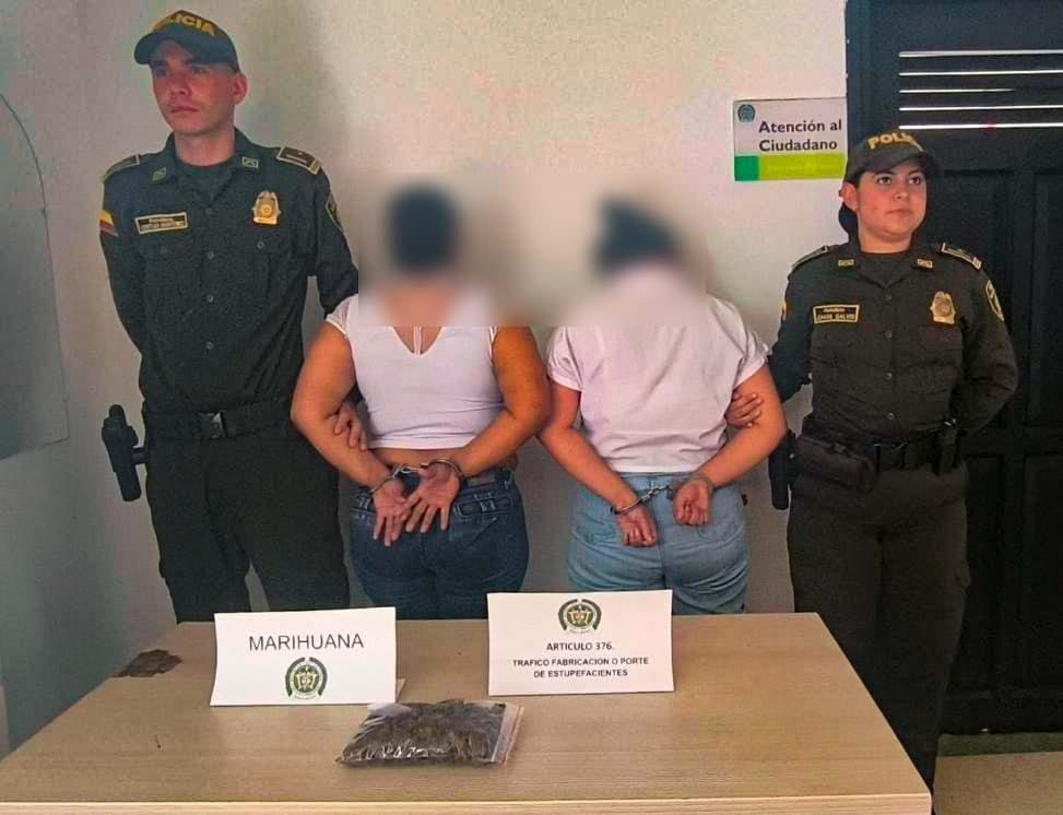 Dos mujeres capturadas  por tráfico de estupefacientes en vía San Gil – Charalá