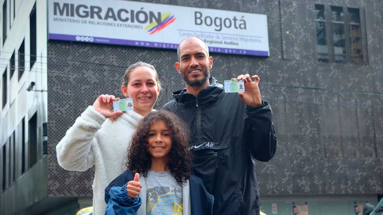 Amplían plazo para que migrantes venezolanos accedan al permiso especial