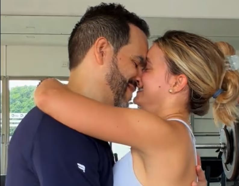 ¿No que muy devoto? De la Espriella genera polémica por mostrarse parrandeando en plena Semana Santa