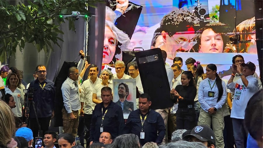 Esta sería la prueba de que Iván Cepeda estaría utilizando recursos del Estado para hacer campaña