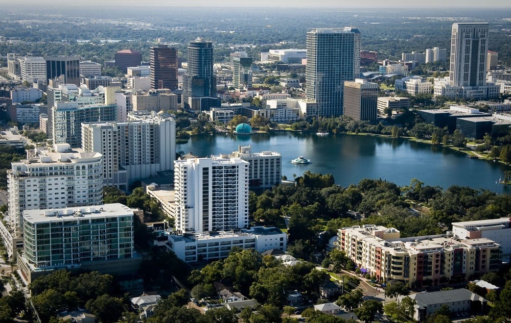 Colombianos baten récord de visitas a Orlando