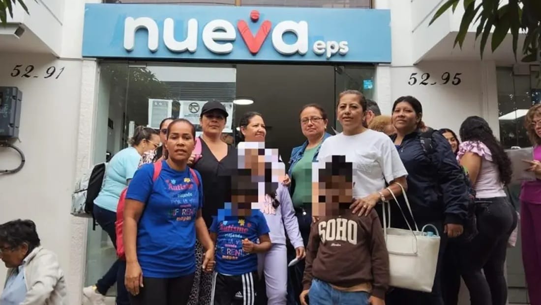 Nueva EPS desata protesta al suspender transporte a personas con discapacidad