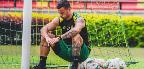 Bucaramanga reporta lesiones de Pons y Romaña y enciende alertas en el plantel