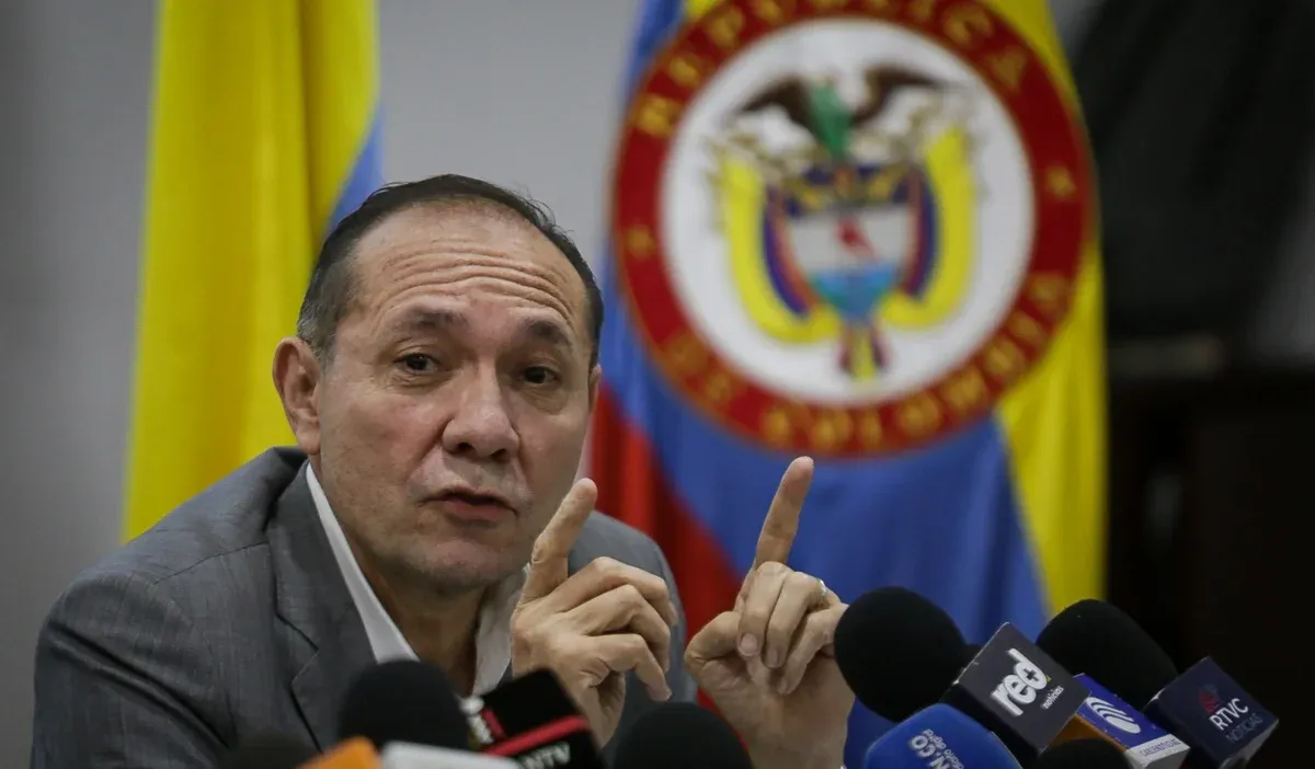 Ministerio de Trabajo detecta posibles casos de acoso en Caracol y RCN tras denuncias