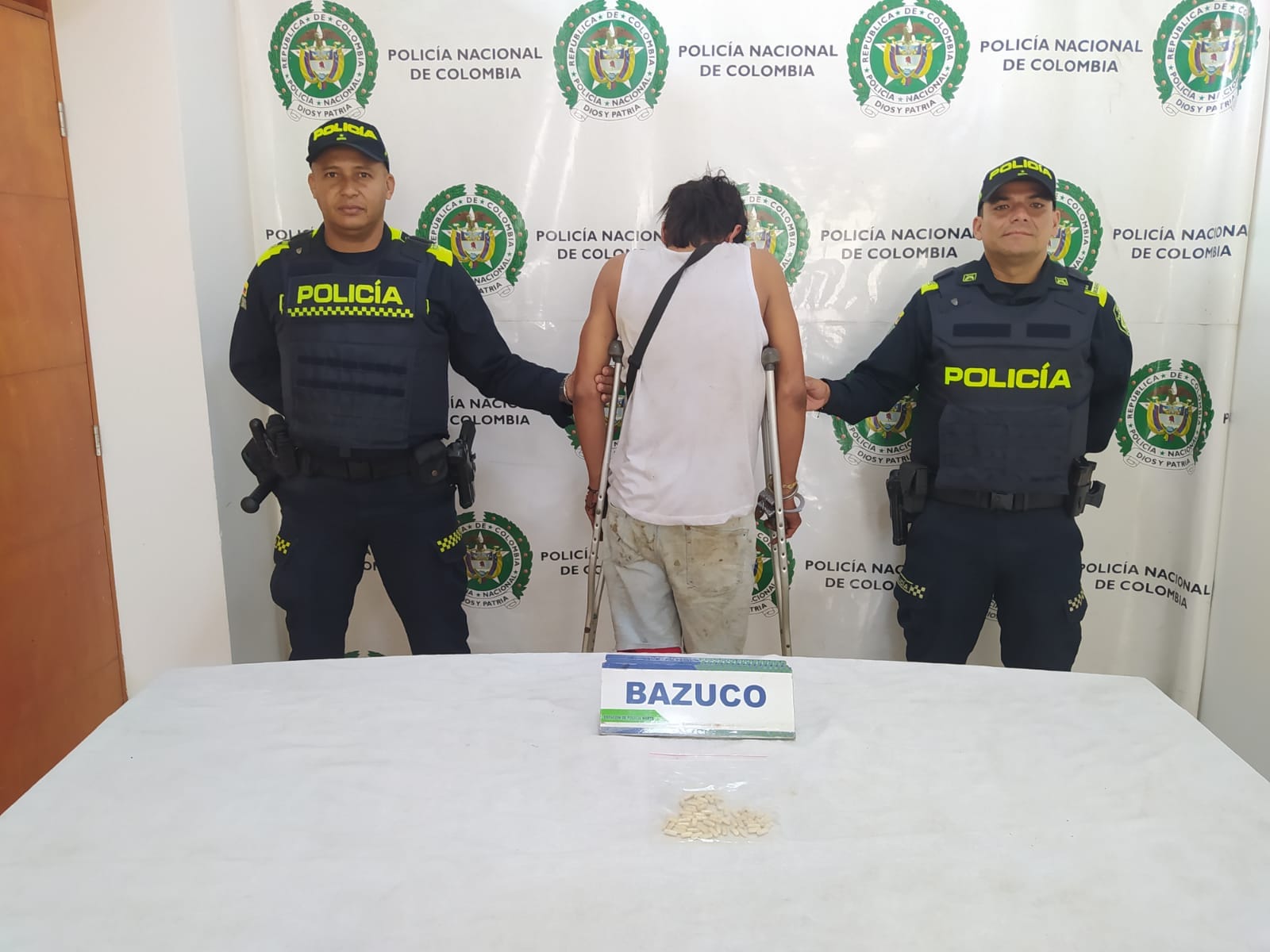 Detenido en Bucaramanga con bazuco y cocaína: operativo en San Alonso