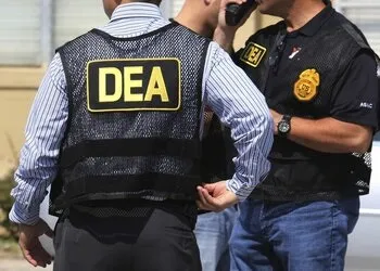 Agentes de la DEA detuvieron Red de policías y Clan del Golfo El tráfico de estupefacientes desde Colombia hacia el mundo