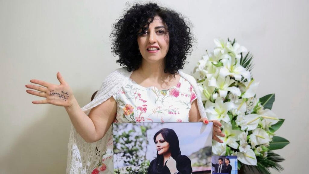 Premio Nobel iraní Narges Mohammadi estaría en estado crítico