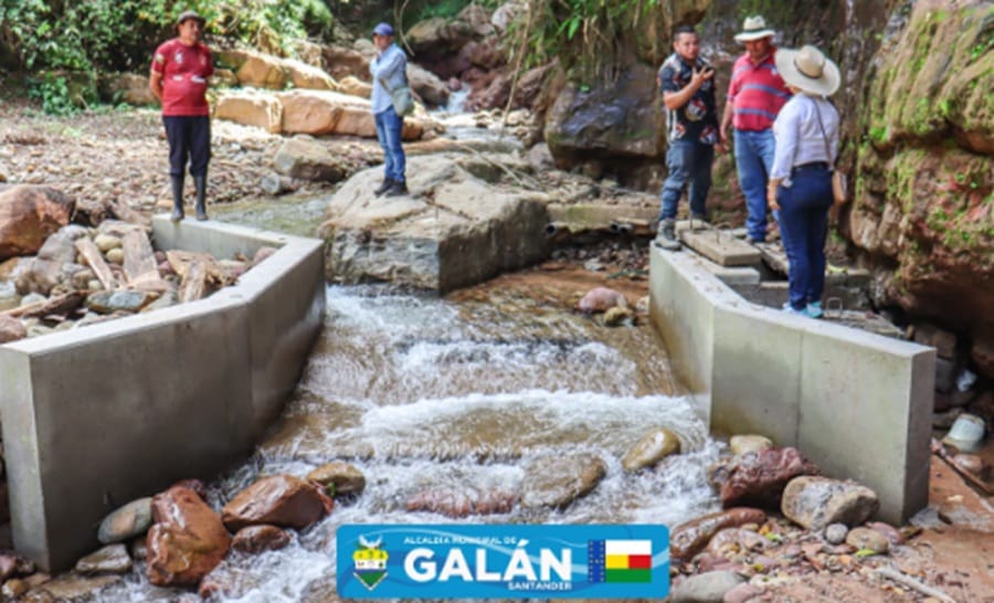 Desbordamiento de dos quebradas aísla al municipio de Galán, Santander