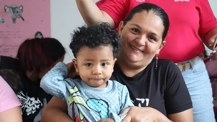 Madres gestantes y lactantes participaron en jornada integral de bienestar en Barrancabermeja
