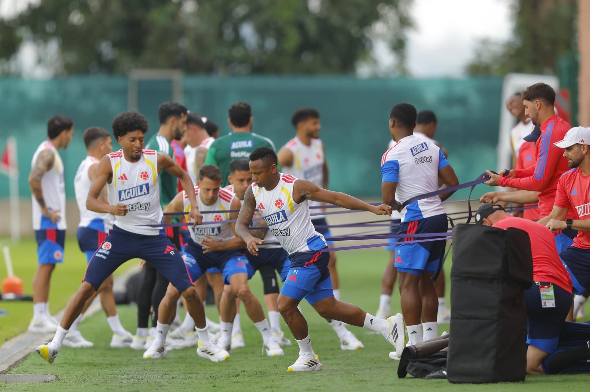Selección Colombia se apresta para su debut ante Uzbekistán